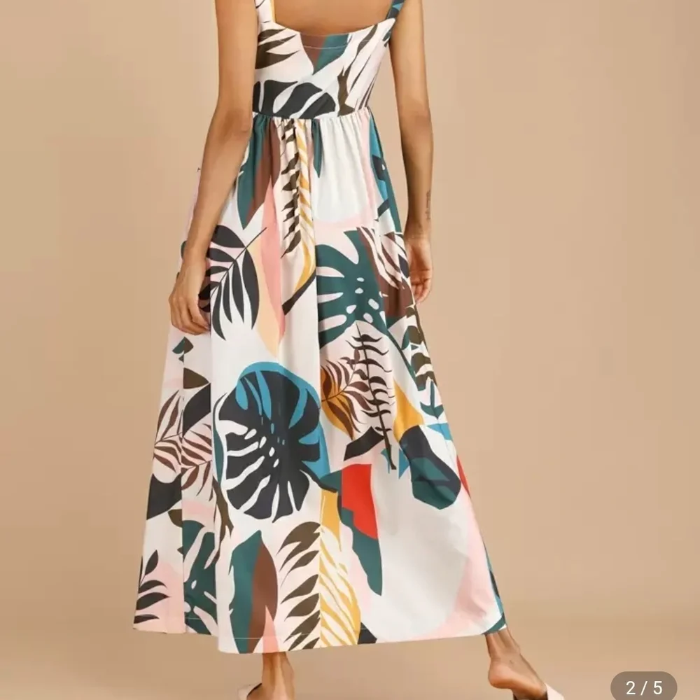 Tropical Print Maxi Dress - Picture 3 of 3